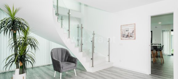 5 bedrooms House in Porto Salvo, Portugal No. 43030 11