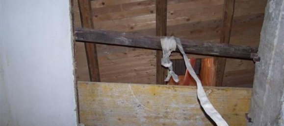 6 rooms House in San Cataldo, Italy No. 134086 3