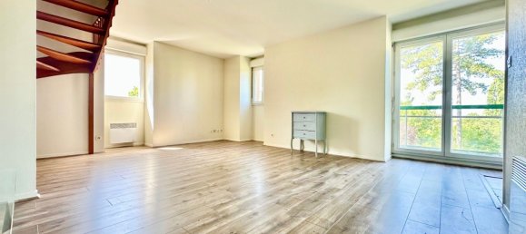 2 bedrooms Duplex in Senlis, France No. 209815 2