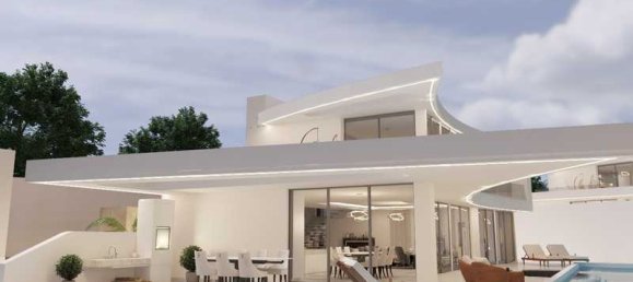 4 bedrooms House in Monagroulli, Cyprus No. 14694 3
