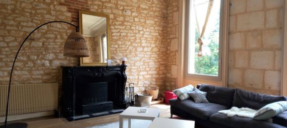 6 bedrooms House in Neuville-de-Poitou, France No. 310489 4