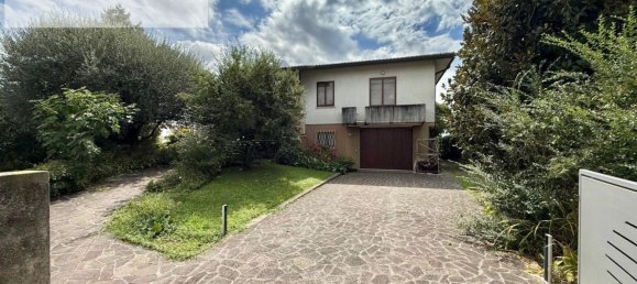 5 bedrooms Villa in Caldogno, Italy No. 326625 2