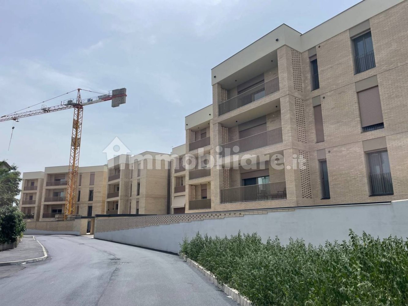 30m² Garage in Lodi, Italy No. 119815