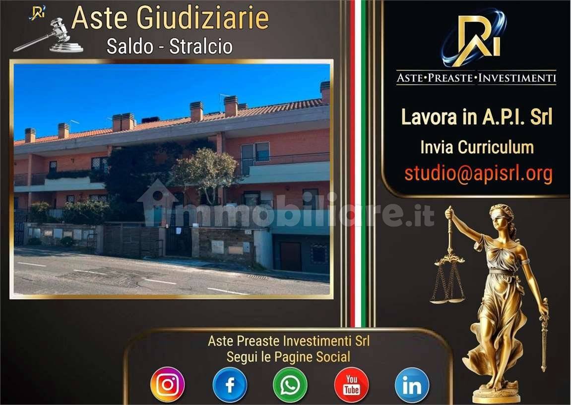 4 chambres Appartement à Rome, Italy No. 276609