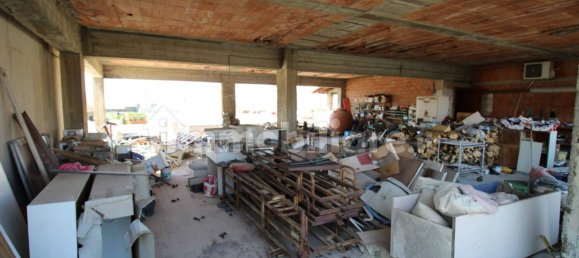 3 chambres Appartement à Barcellona Pozzo di Gotto, Italy No. 359453 3