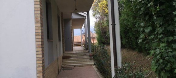 10غرفة فيلا في Penne, Italy رقم 104755 15