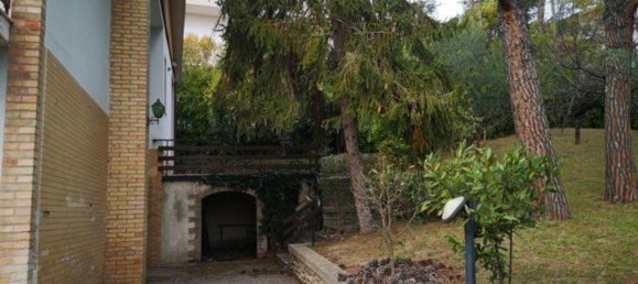 10غرفة فيلا في Penne, Italy رقم 104755 13