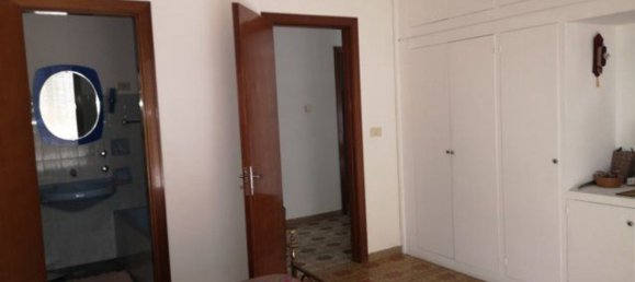 10غرفة فيلا في Penne, Italy رقم 104755 24