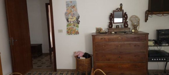 10غرفة فيلا في Penne, Italy رقم 104755 26