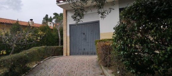 10غرفة فيلا في Penne, Italy رقم 104755 6