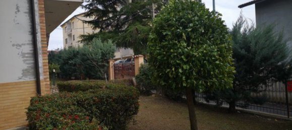 10غرفة فيلا في Penne, Italy رقم 104755 8