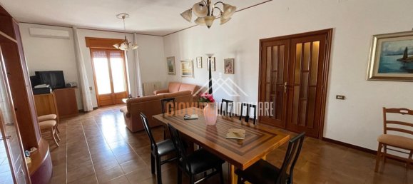 Apartamento de 5 habitaciónes en Crispiano, Italy No. 261139 6