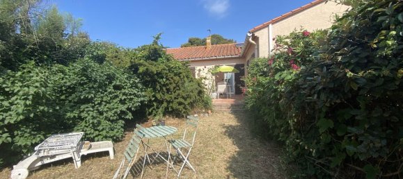 Вилла с 6 комнатами в Тюир, Франция № 286629 2