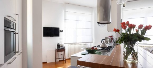 2 chambres Appartement à Bovisio Masciago, Italy No. 270910 3