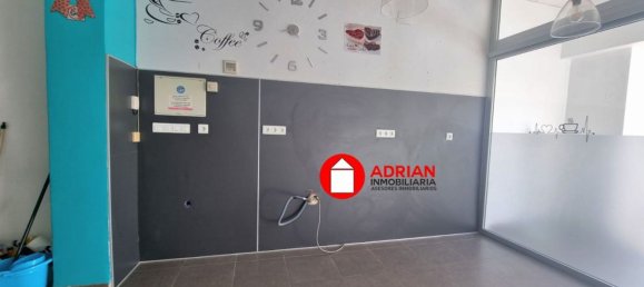 Gewerbliche Immobilie in La Vall d'Uixo, Spain 82m², Nr. 146378 3