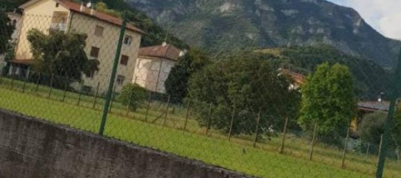 1090m² Land in Pordenone, Italy No. 40129 8