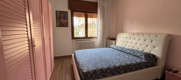 2 chambres Appartement à Rho, Italy No. 280235 4