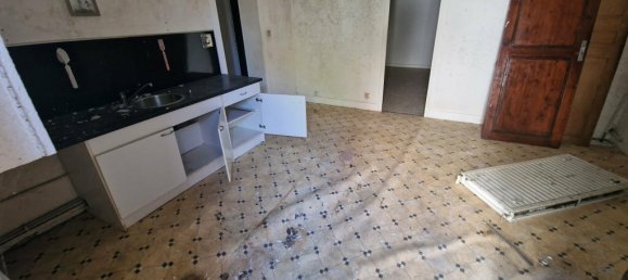 Edifício de 5 divisões em Fraisses, France N.º 246940 7