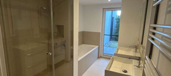 Apartamento de 3 dormitorios en Freising, Germany No. 267350 3