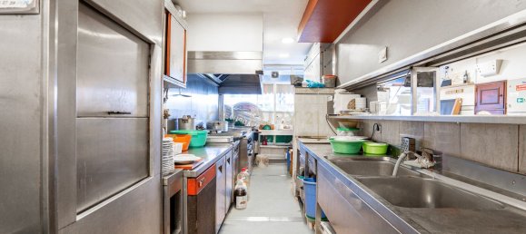  عقار تجاري في Amadora, Portugal 134متر مربع رقم 11785 16