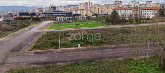 238m² Land in Braga, Portugal No. 62814 15
