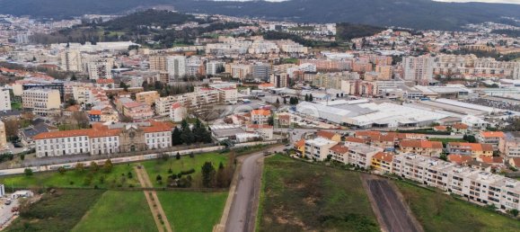 238m² Land in Braga, Portugal No. 62814 13