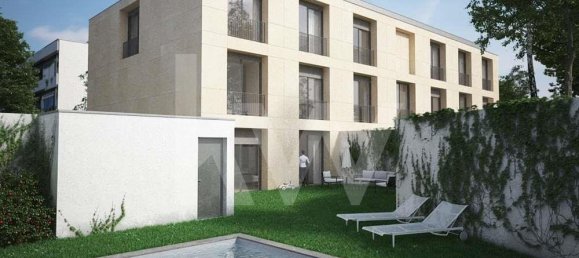 3 bedrooms Apartment in Porto, Portugal No. 44419 2