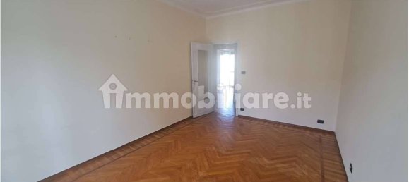 3 Schlafzimmer Wohnung in Pinerolo, Italy, Nr. 320172 10