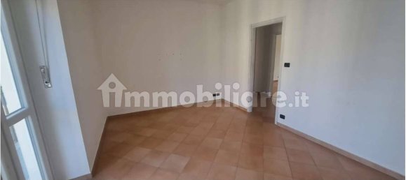 3 Schlafzimmer Wohnung in Pinerolo, Italy, Nr. 320172 6
