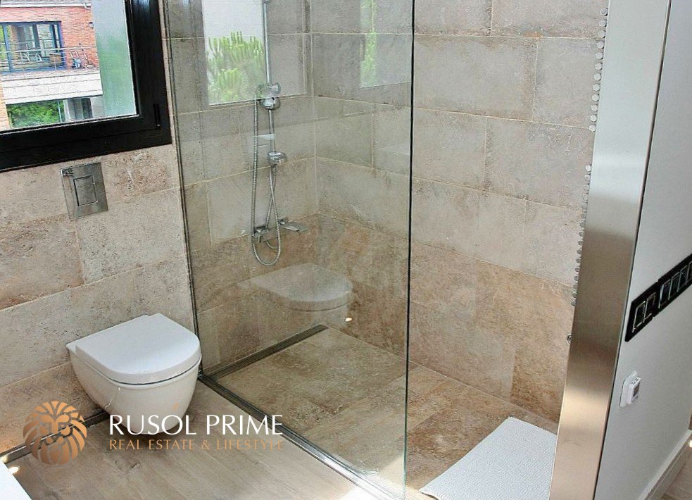 6 bedrooms Villa in Gava, Spain No. 1