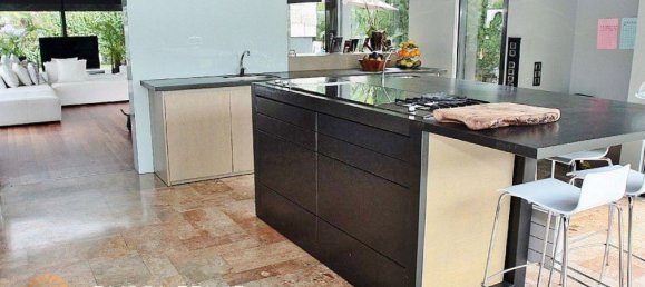 6 bedrooms Villa in Gava, Spain No. 1 8