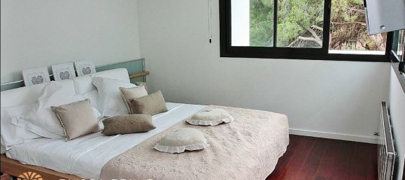 6 bedrooms Villa in Gava, Spain No. 1 11