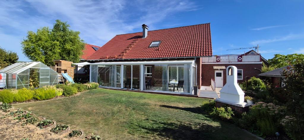 Casa de 9 habitaciónes en Lauda-Konigshofen, Germany No. 351610