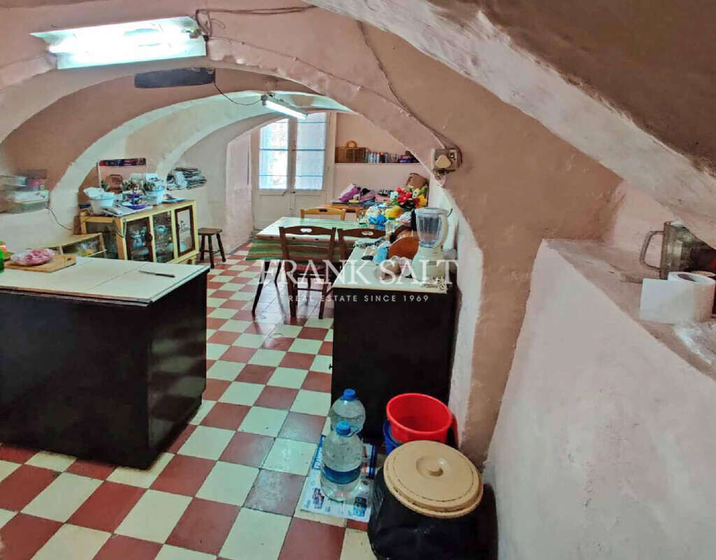 Таунхаус с 4 спальнями в Сенглеа, Мальта № 2613