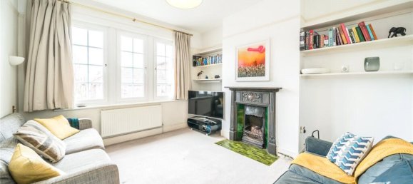 3 bedrooms Maisonette in London, United Kingdom No. 12775 2