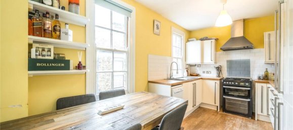 3 bedrooms Maisonette in London, United Kingdom No. 12775 3