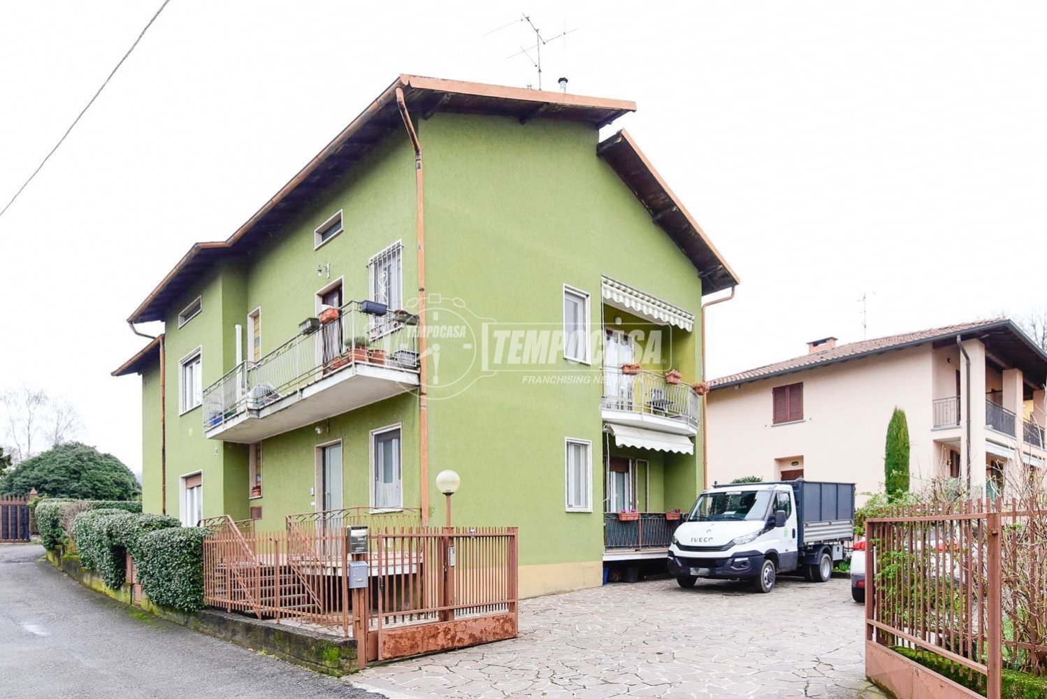 5 chambres Appartement à Castello di Brianza, Italy No. 365512