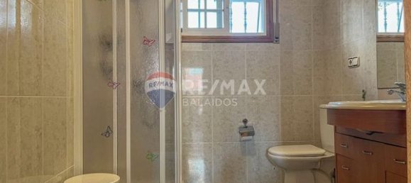 7 bedrooms House in Pontevedra, Spain No. 190005 42