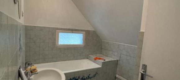 Casa de 2 dormitorios en Oise, France No. 226333 11