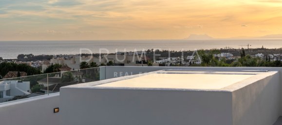 Villa de 6 dormitorios en Málaga, Spain No. 48465 27