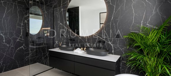 Villa de 6 dormitorios en Málaga, Spain No. 48465 44