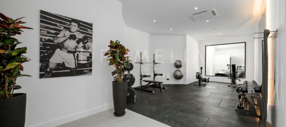 Villa de 6 dormitorios en Málaga, Spain No. 48465 42