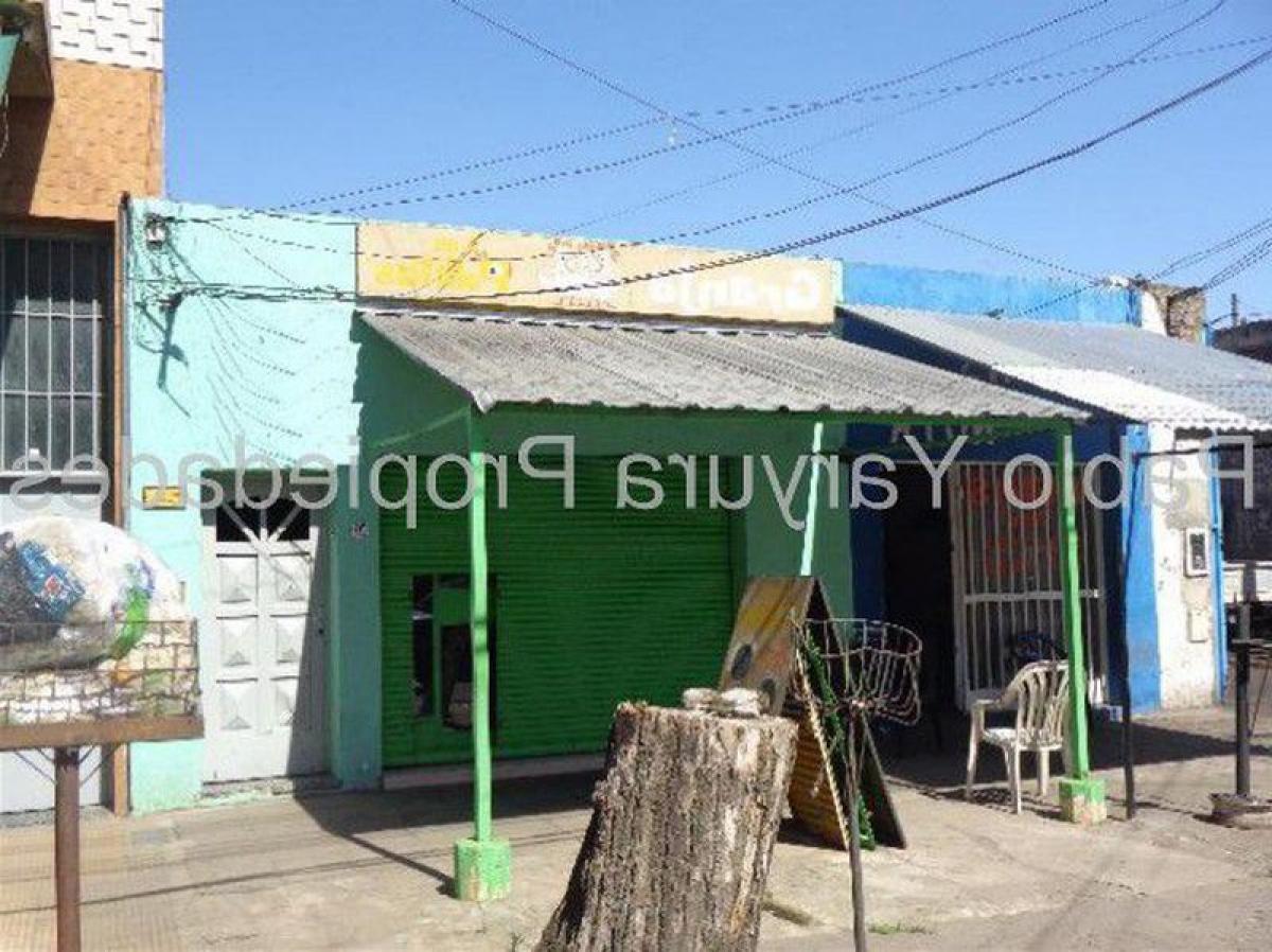  Land in Tres de Febrero, Argentina No. 40967