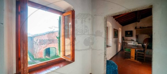 6 bedrooms House in Reggello, Italy No. 147642 16