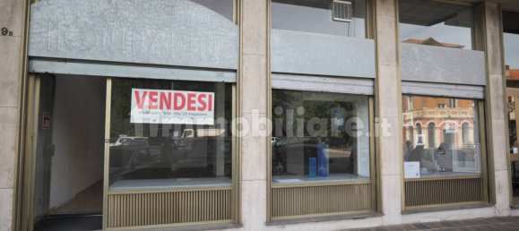 2 rooms Commercial property in Biella, Italy No. 306113 2