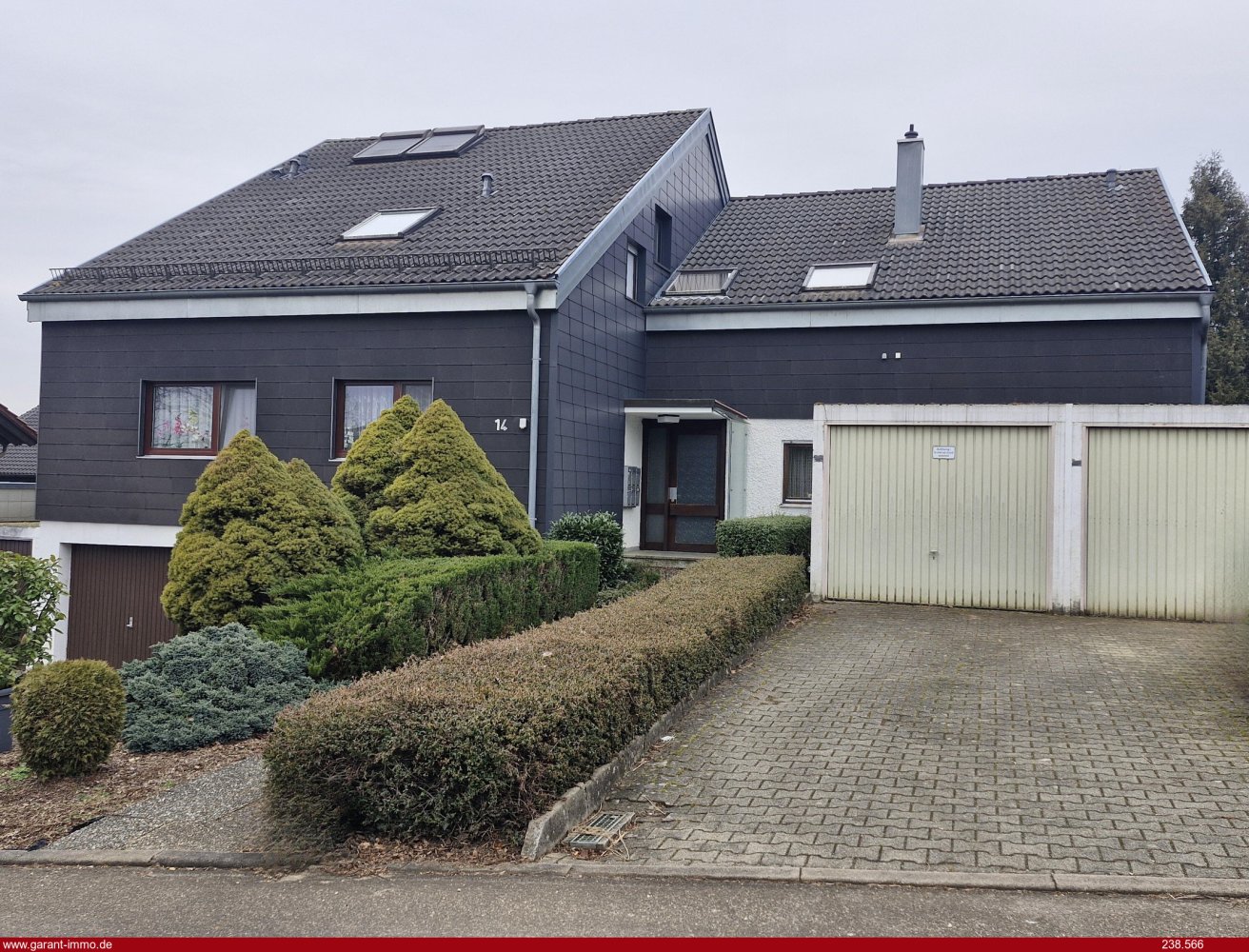 Studio in Goppingen, Germany No. 5104