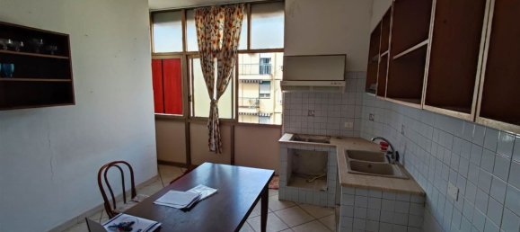 4 bedrooms Apartment in Palermo, Italy No. 345113 6