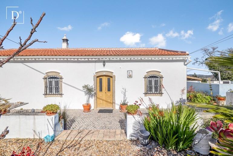 4 bedrooms Villa in Sao Bras de Alportel, Portugal No. 128693