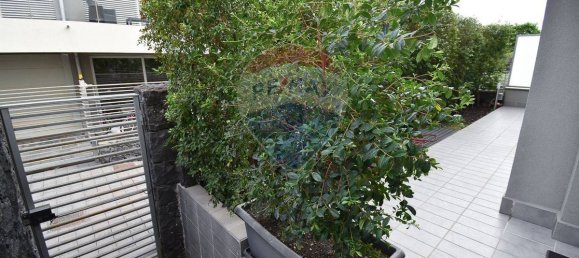 Villa T4 em San Giovanni la Punta, Italy N.º 330036 4