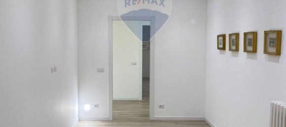 104m² Office in Milan, Italy No. 304300 15